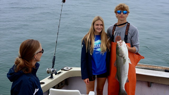 Thats a good looking striped bass!